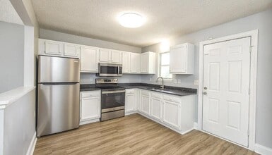 609 Nixon St in Wilmington, NC - Building Photo - Building Photo