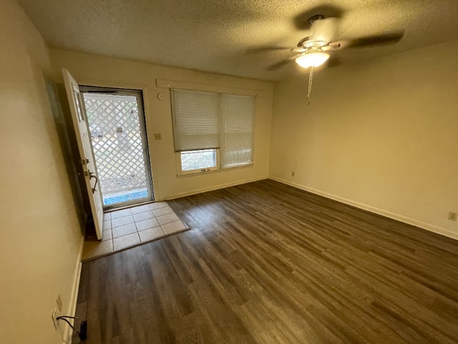 504 Highland Dr in Athens, TX - Building Photo - Building Photo