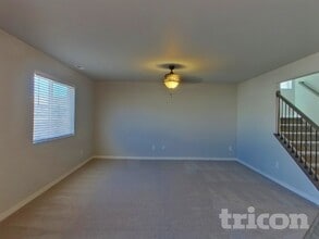 8144 Phyllite Dr, Unit 3008 in Colorado Springs, CO - Building Photo - Building Photo