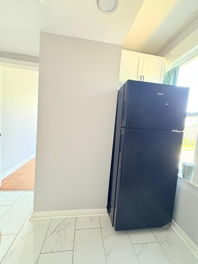 48 Daisy St, Unit 2 in New Haven, CT - Building Photo - Building Photo