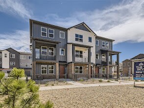 6988 Ipswich Ct in Castle Pines, CO - Building Photo