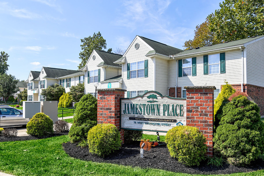 Jamestown Place in Jamestown, OH - Building Photo