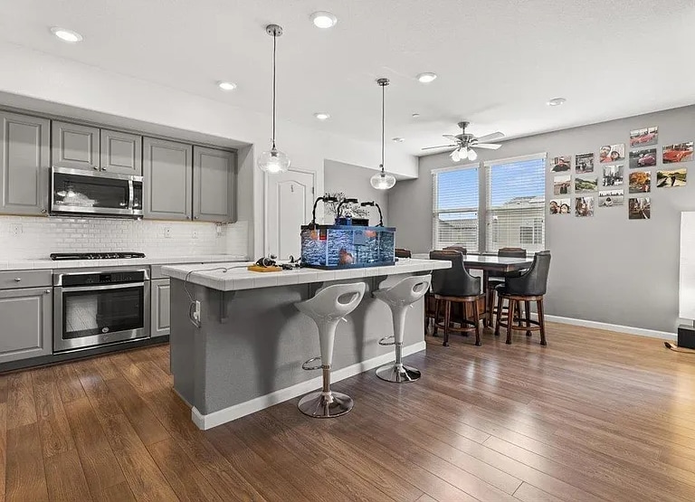 1250 Gusty Loop, Unit 1 in Livermore, CA - Foto de edificio