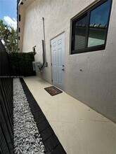 3863 SW 145th Ave in Miami, FL - Building Photo - Building Photo