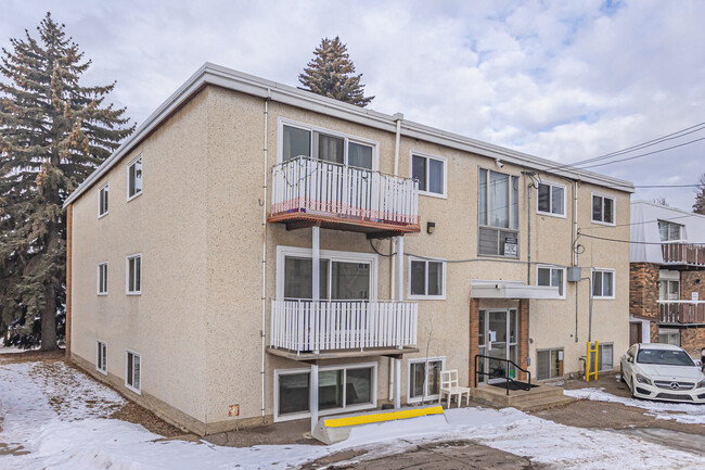 Marlene Apartments in Edmonton, AB - Building Photo - Building Photo