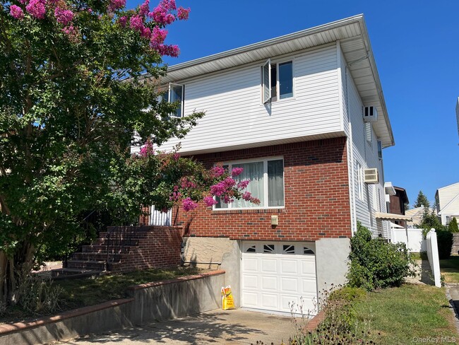property at 12 Hickory Rd