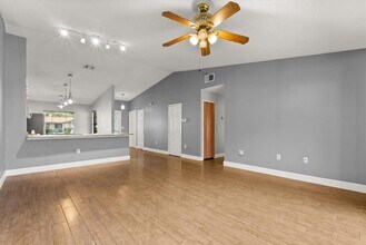 8110 Canyon Oak Ln in Orlando, FL - Building Photo - Building Photo