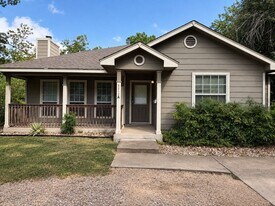 5212 Guadalupe St in Austin, TX - Building Photo