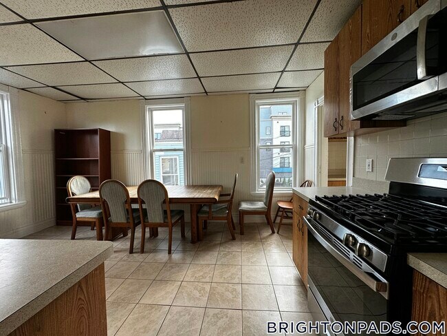 202 Market St in Boston, MA - Building Photo - Building Photo