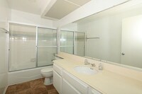 Studio Apartment - Savoy West Apartments in Los Angeles, California