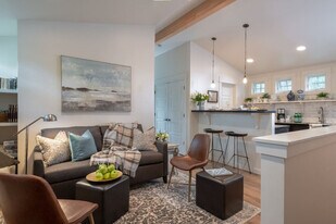 522 W College St in Bozeman, MT - Building Photo
