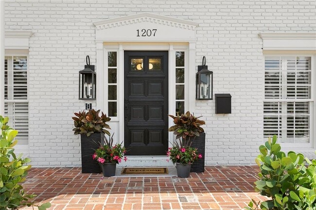 1207 Druid Ln in Tampa, FL - Building Photo - Building Photo