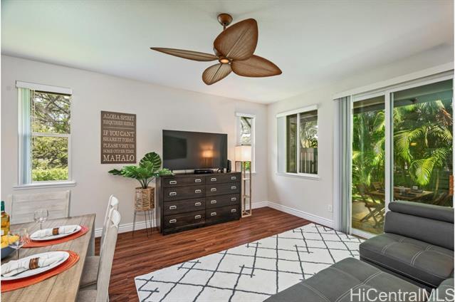 property at 92-1492-1492 Aliinui Dr