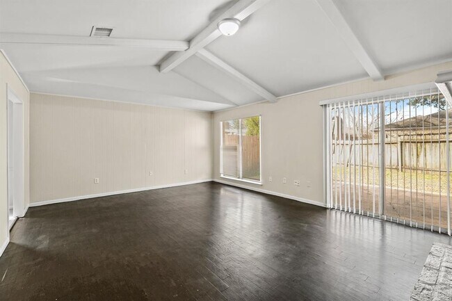 13730 Piping Rock Ln in Houston, TX - Building Photo - Building Photo