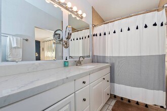 58327 Bonanza Dr in Yucca Valley, CA - Building Photo - Building Photo