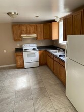 1131 Lynn St in Parkersburg, WV - Building Photo - Building Photo