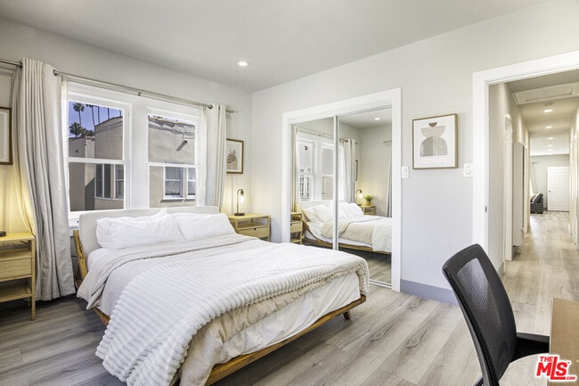 1559 1/2 S Harvard Blvd in Los Angeles, CA - Building Photo - Building Photo