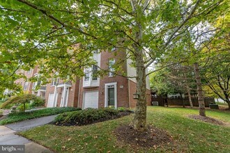 4273 Upper Park Dr in Fairfax, VA - Building Photo - Building Photo
