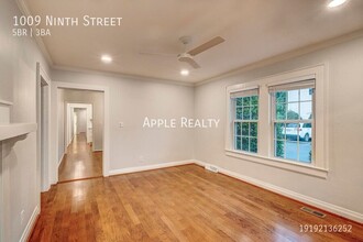 1009 9th St in Durham, NC - Building Photo - Building Photo