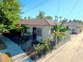 1248 N Loma Vista Dr in Long Beach, CA - Building Photo