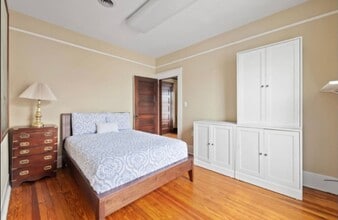 11 S Court St in Luray, VA - Foto de edificio - Building Photo