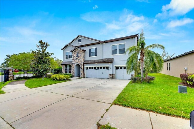 property at 1389 Heritage Landings Dr