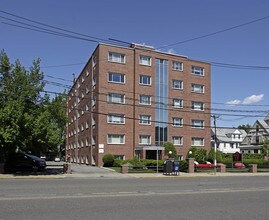 The Summit House in Arlington, MA - Building Photo - Building Photo