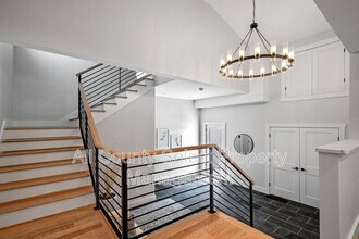 30 Grapevine Rd in Gloucester, MA - Building Photo - Building Photo