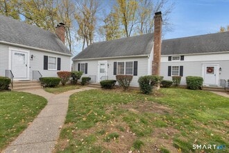 102 Wetherell St in Manchester, CT - Building Photo - Building Photo