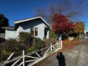 1763 H St in Arcata, CA - Building Photo - Building Photo