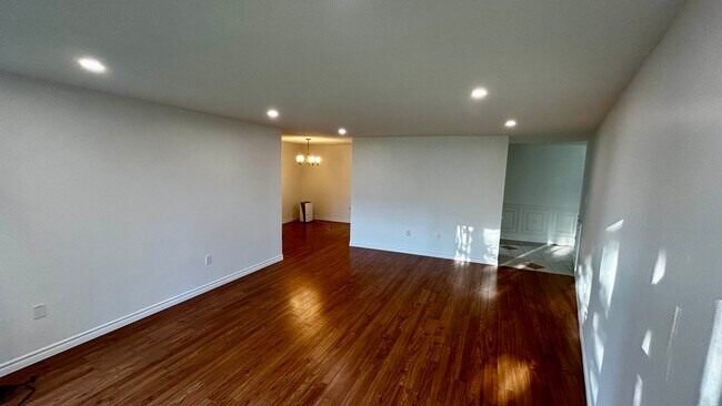 5524 Heatherwood Crt in Halifax, NS - Building Photo - Building Photo