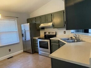 3808 Raintree Dr in Owensboro, KY - Building Photo - Building Photo