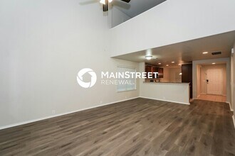 15976 Avenel Way in Justin, TX - Foto de edificio - Building Photo