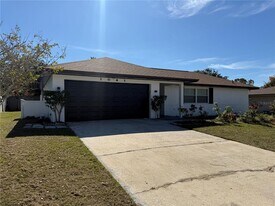1041 Manchester Cir in Winter Park, FL - Building Photo