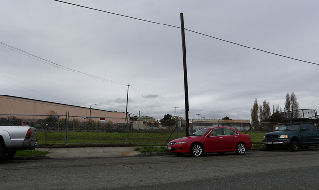 Hannah Park in Oakland, CA - Foto de edificio - Building Photo