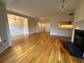 50 Saint Stephen St, Unit 8 in Boston, MA - Building Photo - Building Photo