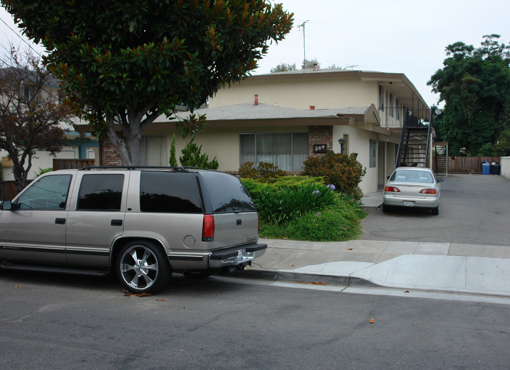 569 Columbia Ave in Sunnyvale, CA - Building Photo