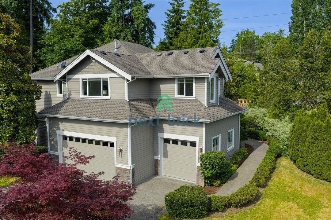 1122 140th Ave SE in Bellevue, WA - Building Photo