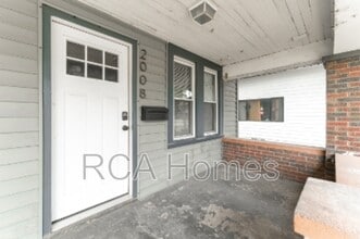 2008 Southeastern Ave in Indianapolis, IN - Building Photo - Building Photo