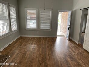 2114 2nd St S in Jacksonville Beach, FL - Building Photo - Building Photo