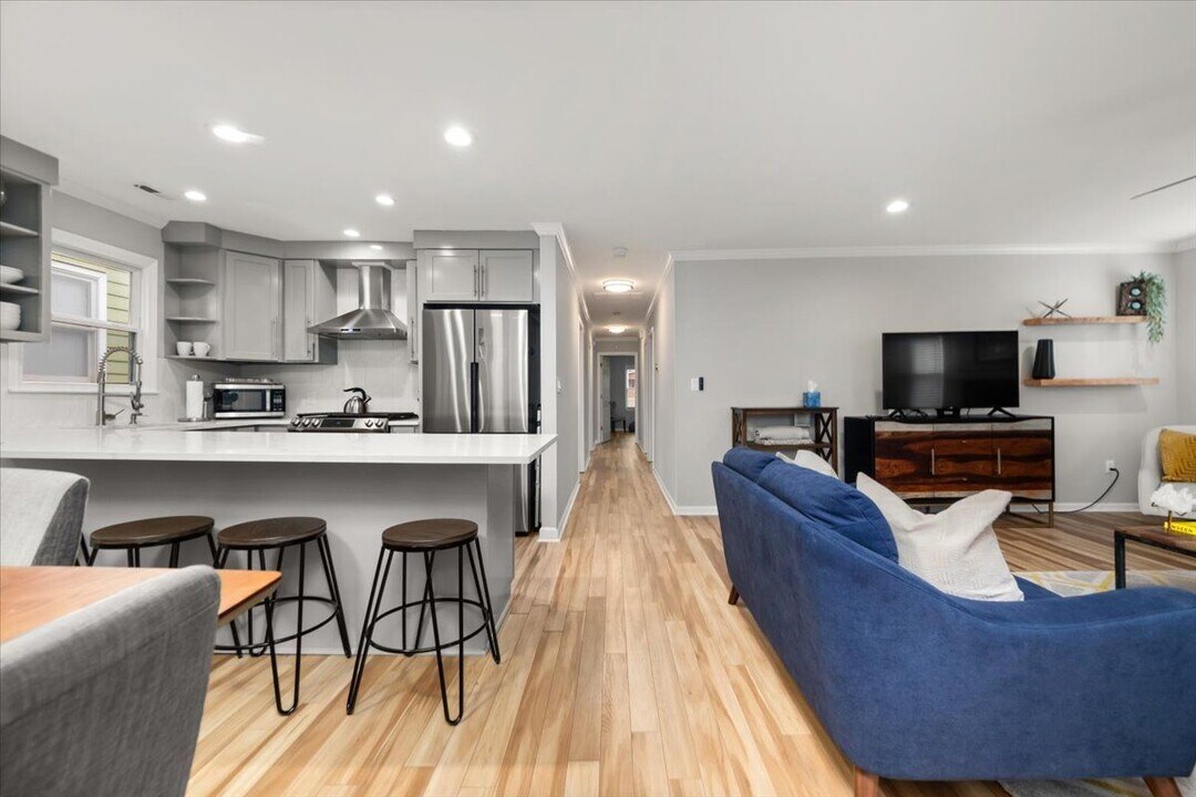 65 Howell St SE in Atlanta, GA - Building Photo