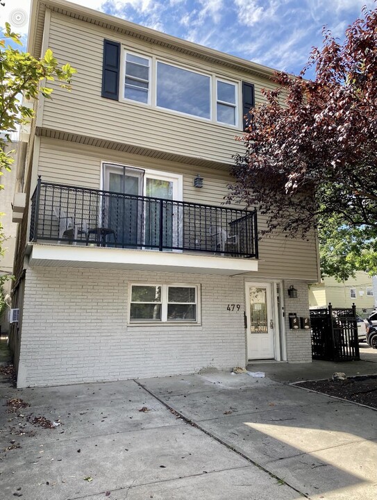 479 Manila Ave in Jersey City, NJ - Building Photo
