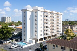 Gables Corinthian Plaza in Coral Gables, FL - Building Photo
