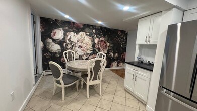 101 Sterling Ave in Yonkers, NY - Foto de edificio - Building Photo