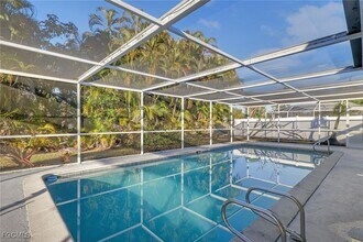 1653 S Fountainhead Rd in Ft. Myers, FL - Building Photo - Building Photo