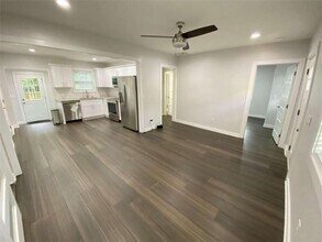 1127 Dobbs Dr SE in Atlanta, GA - Building Photo - Building Photo