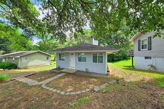706 S 15th St in Belleville, IL - Building Photo - Building Photo