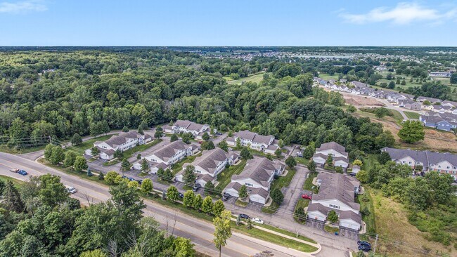 Eaglebrook Apartments in Grandville, MI - Foto de edificio - Building Photo