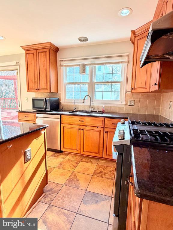 33 Christopher Way in Stafford, VA - Building Photo - Building Photo