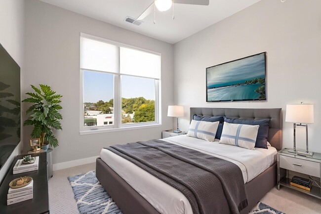 Tigris Tower in Sterling Heights, MI - Foto de edificio - Building Photo